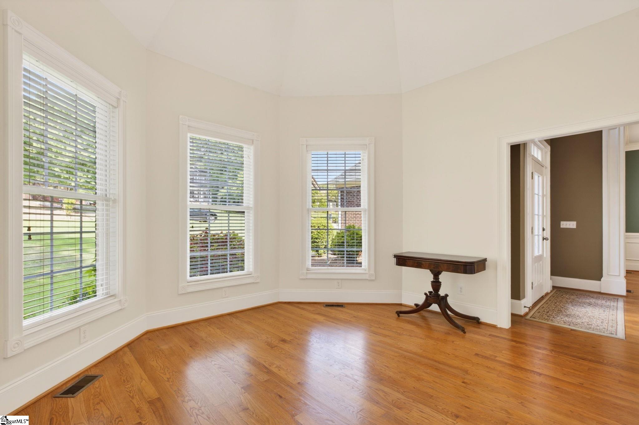 14 Sycamore Ridge Drive Simpsonville, SC 29681 - Photo 5 of 41 Gallery Image 5