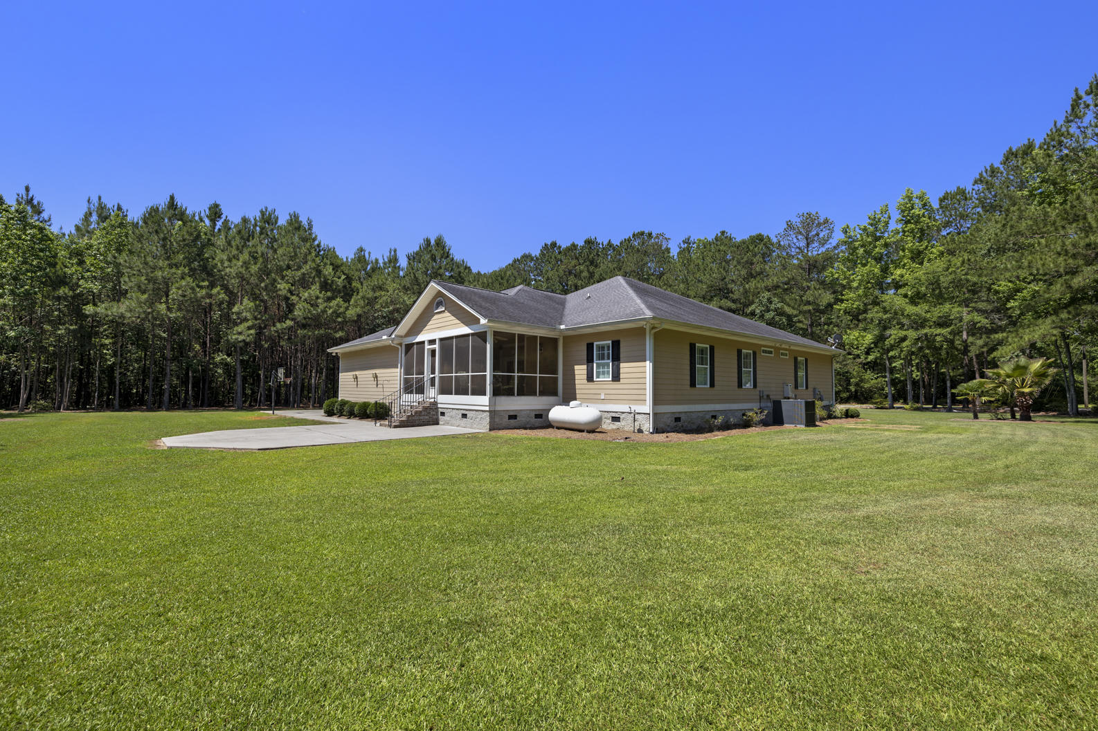 428 School Street Ridgeville, SC 29472 - Photo 44 of 62 4D3A9617