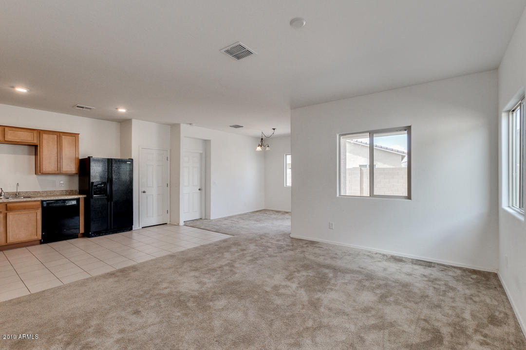 4084 West Ardmore Road Laveen, AZ 85339 - Photo 13 of 30 Great Room