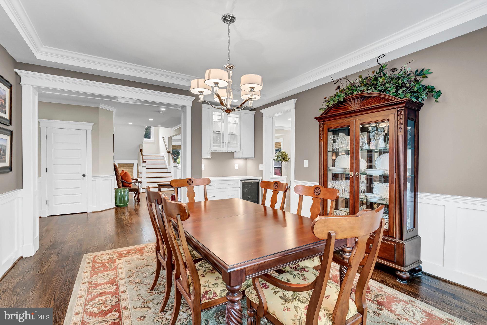 121 Tapawingo Road Southwest Vienna, VA 22180 - Photo 12 of 63