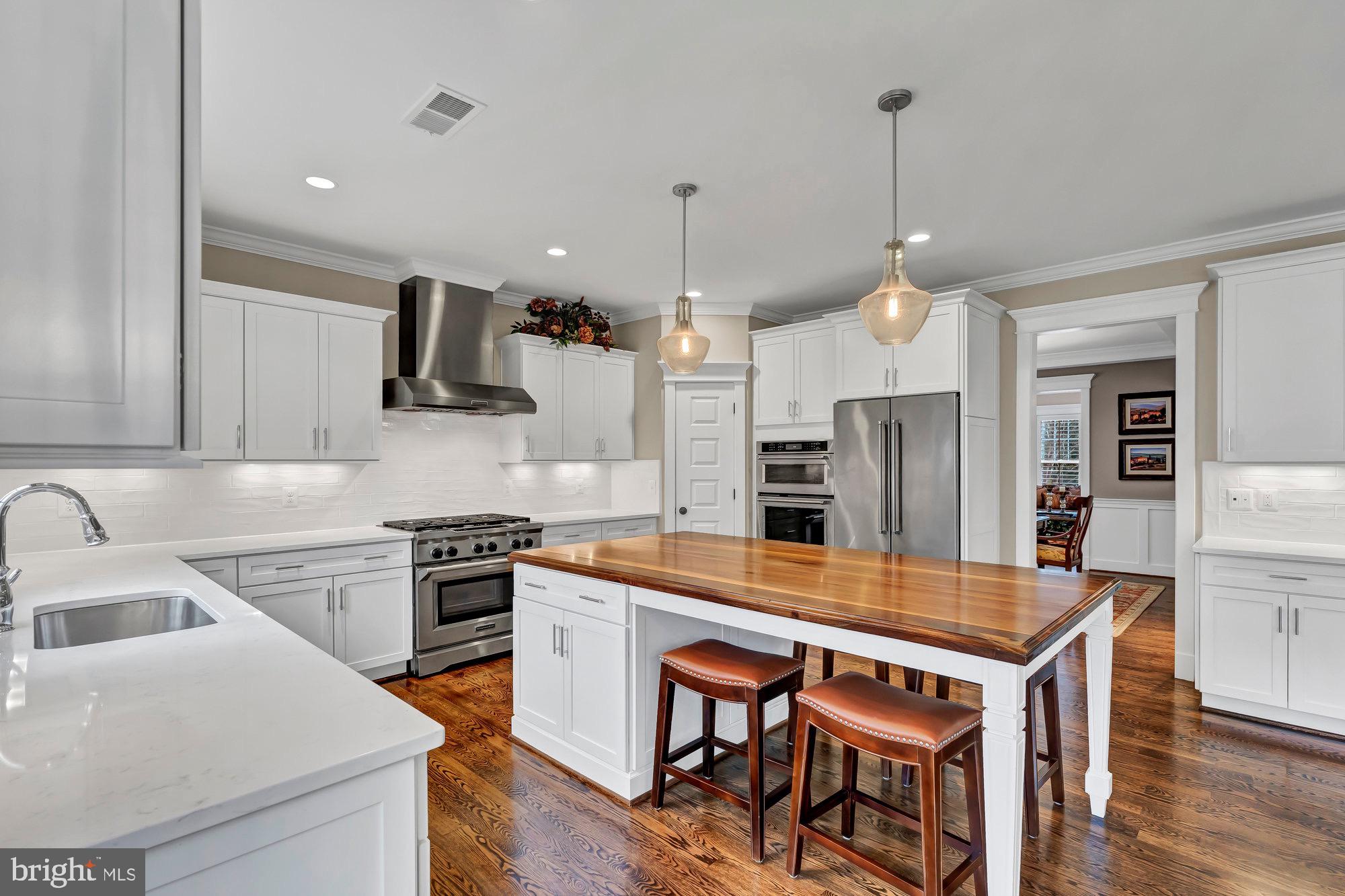 121 Tapawingo Road Southwest Vienna, VA 22180 - Photo 19 of 63