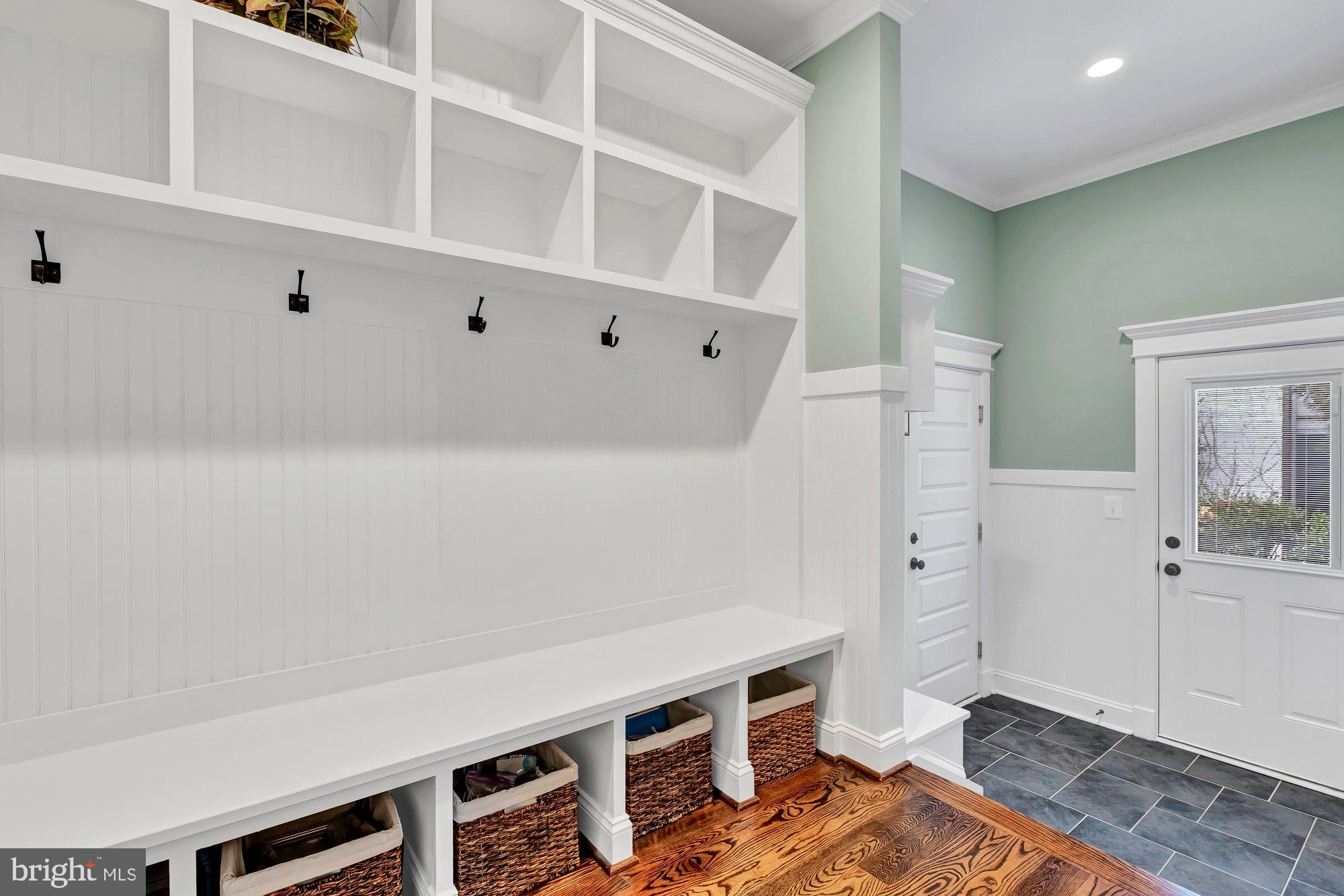 121 Tapawingo Road Southwest Vienna, VA 22180 - Photo 26 of 63