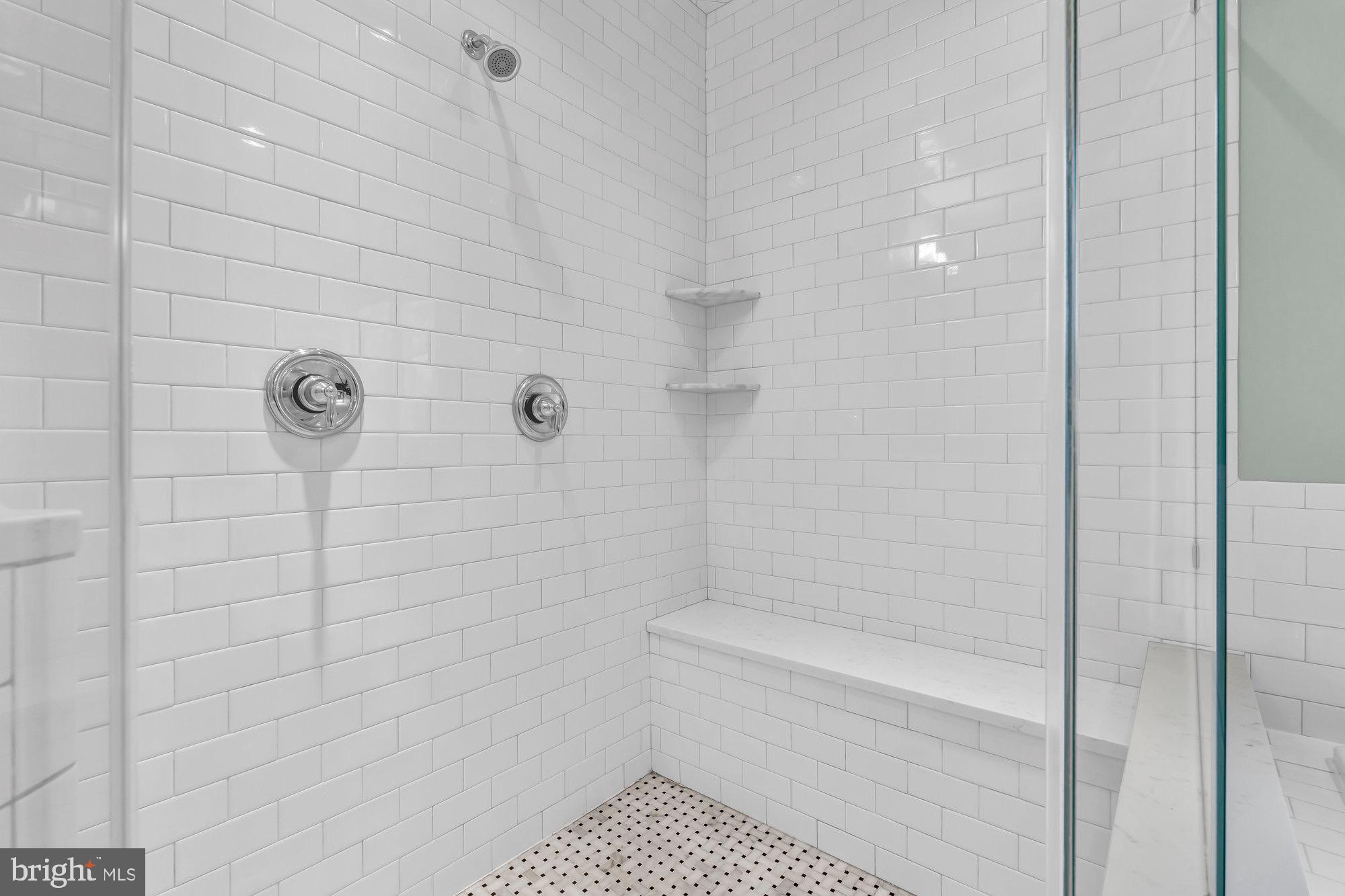 121 Tapawingo Road Southwest Vienna, VA 22180 - Photo 35 of 63