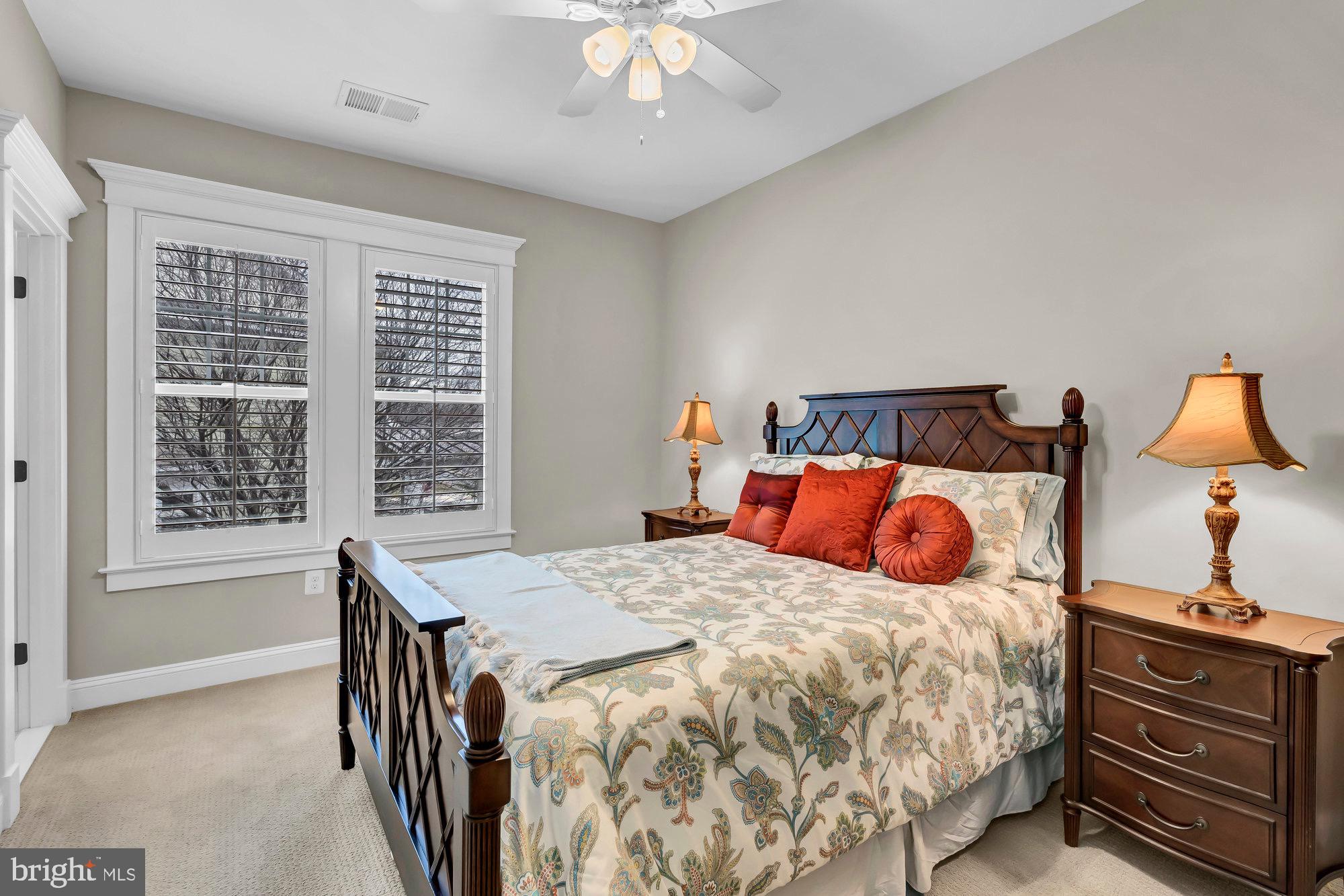 121 Tapawingo Road Southwest Vienna, VA 22180 - Photo 38 of 63