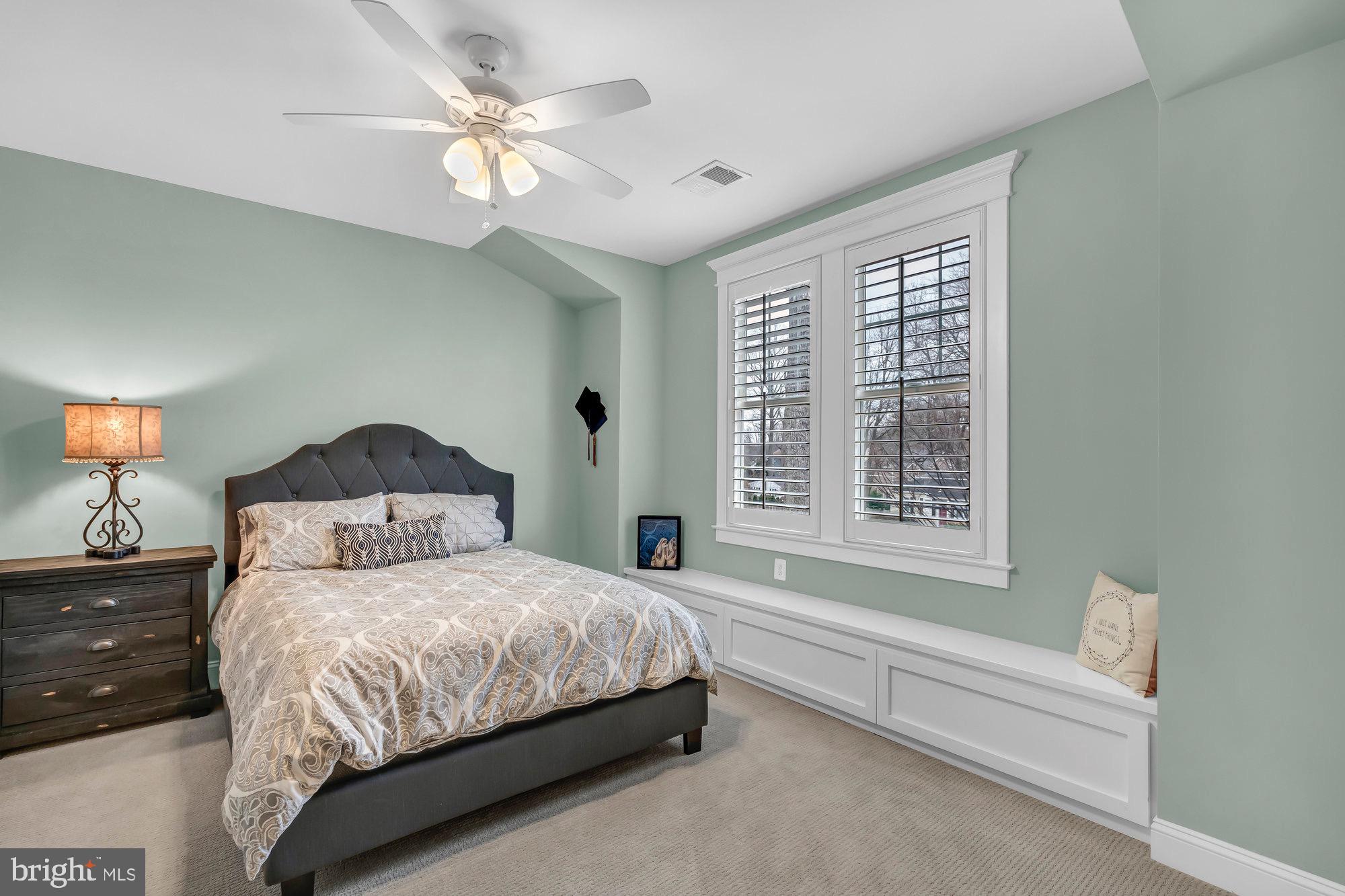 121 Tapawingo Road Southwest Vienna, VA 22180 - Photo 43 of 63