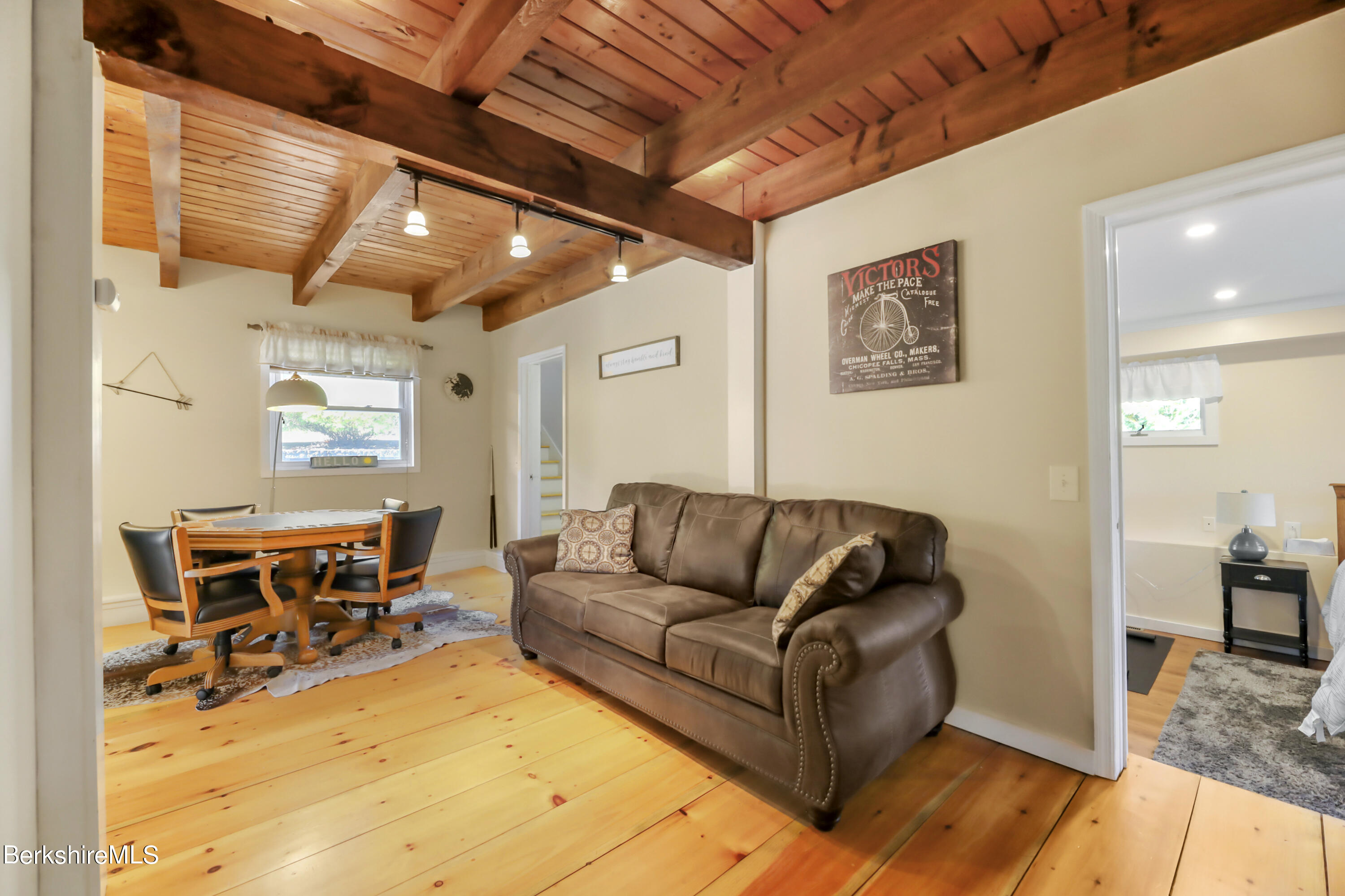29 South Bay Road Otis, MA 01029 - Photo 6 of 27 a living room with furniture