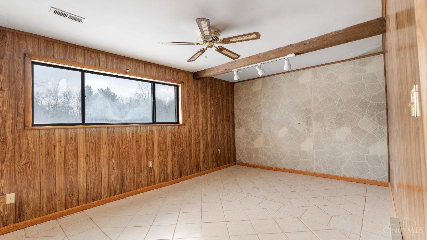 6933 Cozaddale Road Goshen, OH 45122 - Photo 18 of 38