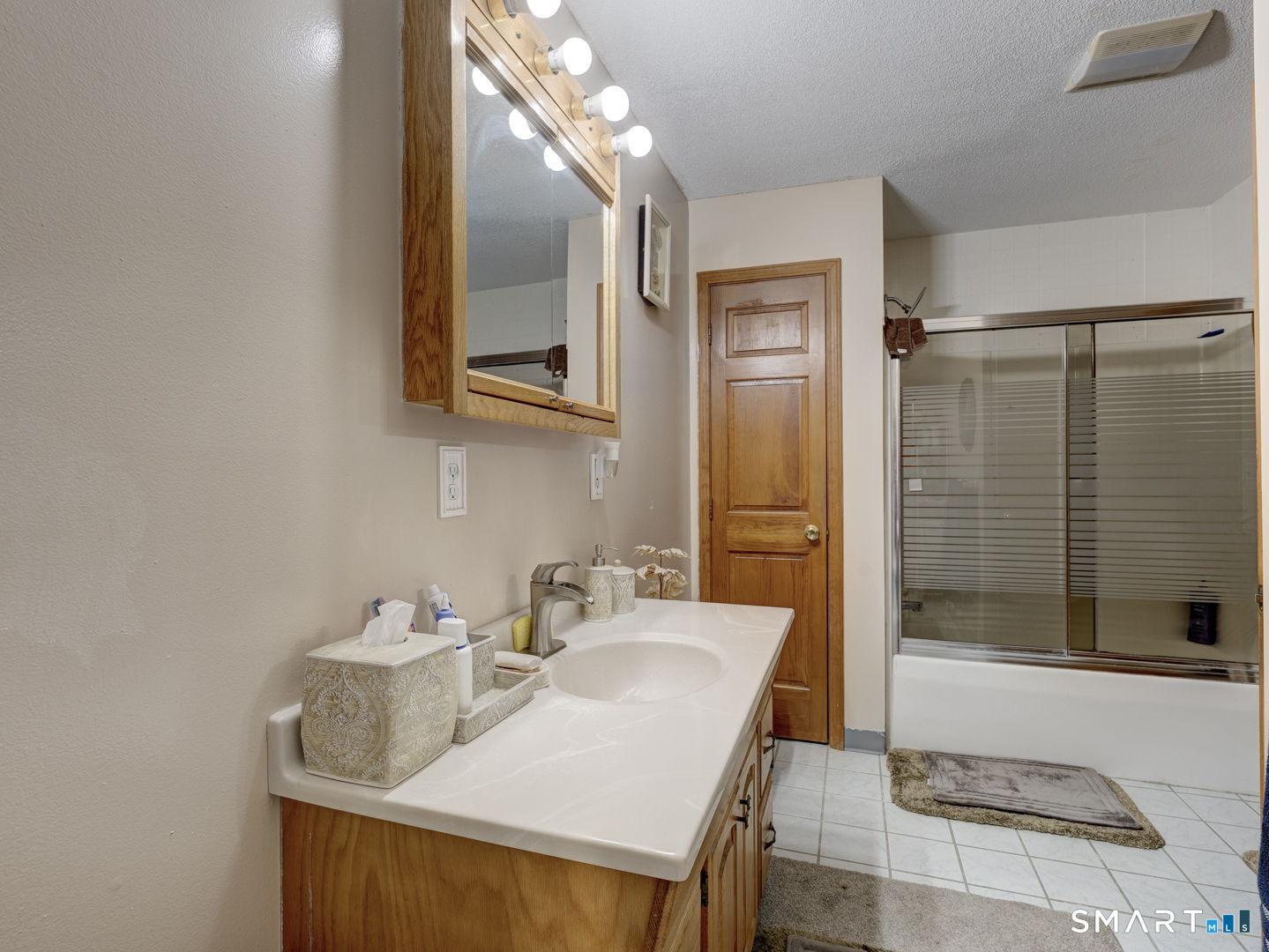 300 Hilltop Road Watertown, CT 06779 - Photo 24 of 39