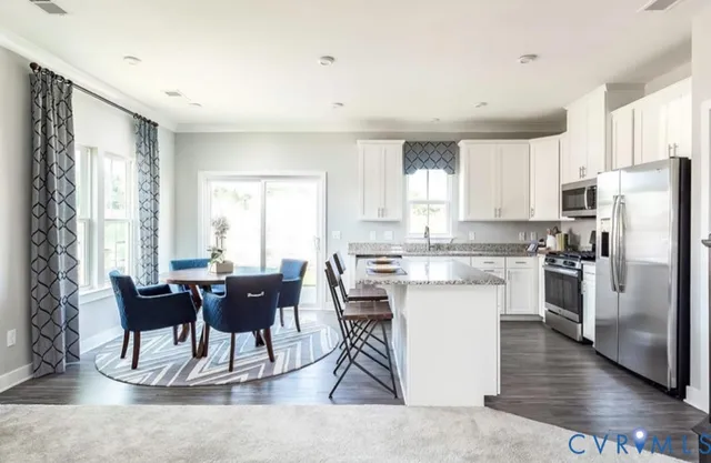 $388,000 | 10912 Genito Sq Drive, Midlothian, VA 23112