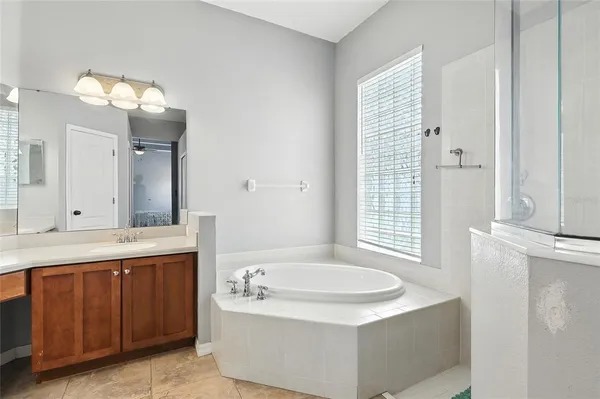 $580,000 | 18112 Fall Creek Drive, Lutz, FL 33558