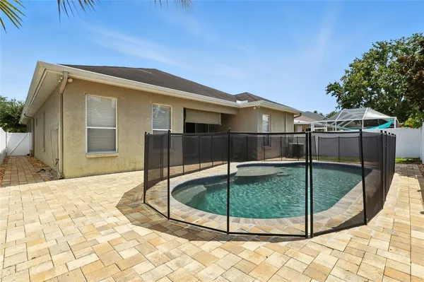 $580,000 | 18112 Fall Creek Drive, Lutz, FL 33558