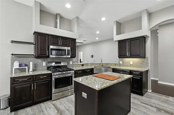 $580,000 | 18112 Fall Creek Drive, Lutz, FL 33558