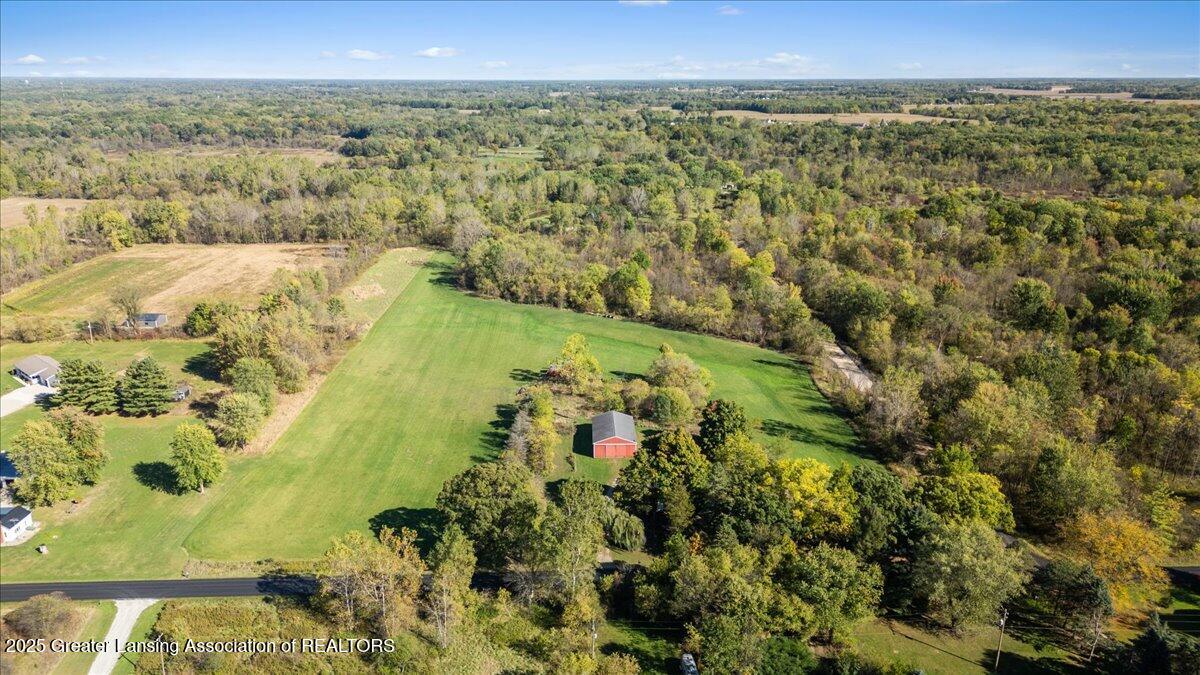 13947 Shaftsburg Road Perry, MI 48872 - Photo 15 of 26 22-Media Jett - 01