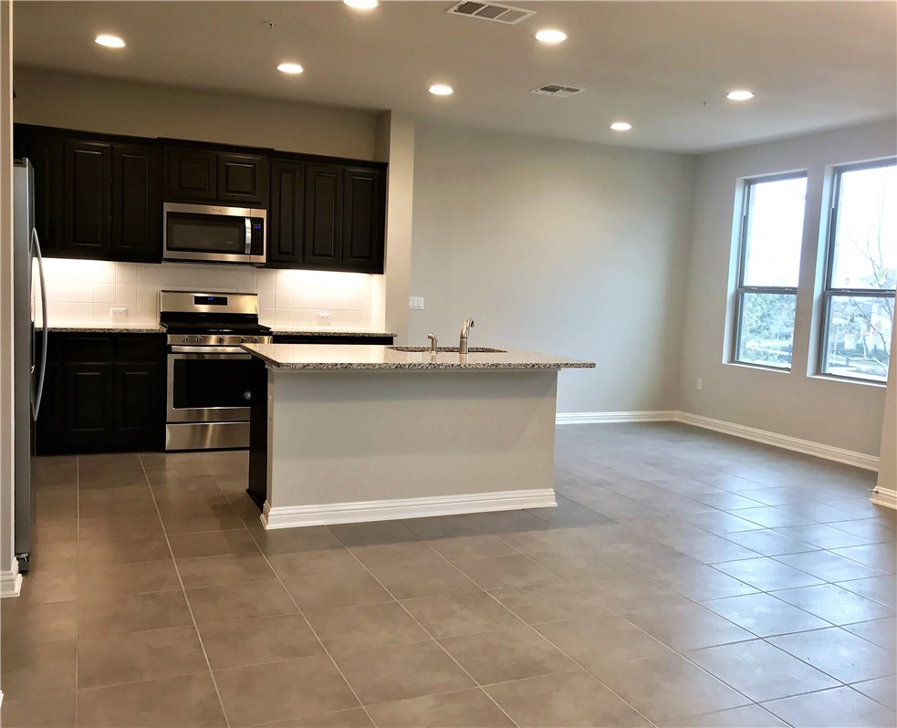 6814 East Riverside Drive, Unit 106 Austin, TX 78741 - Photo 10 of 40
