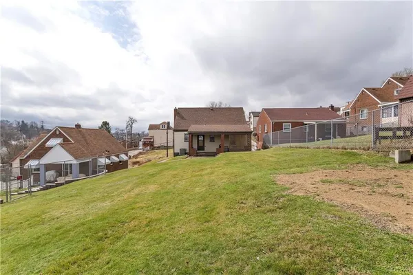 $130,000 | 519 Ocala Street, East McKeesport, PA 15035