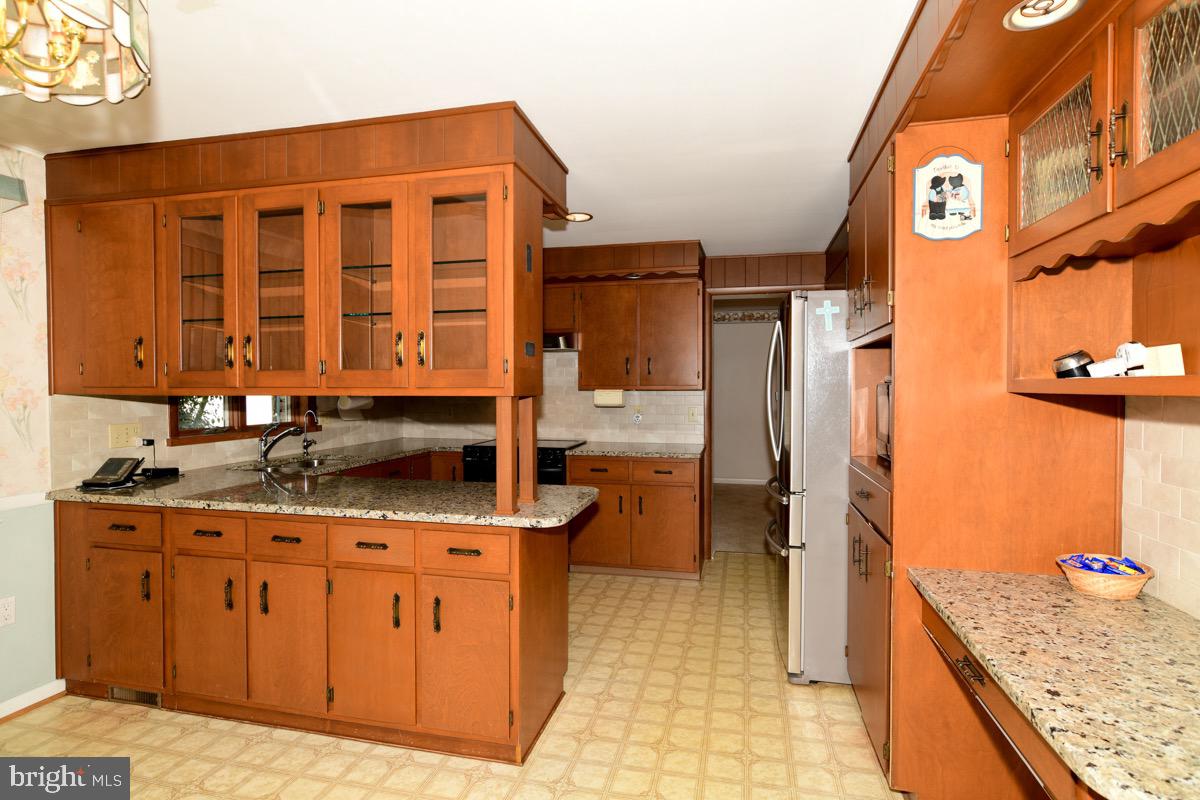 4001 Stoudts Ferry Bridge Road Reading, PA 19605 - Photo 28 of 52