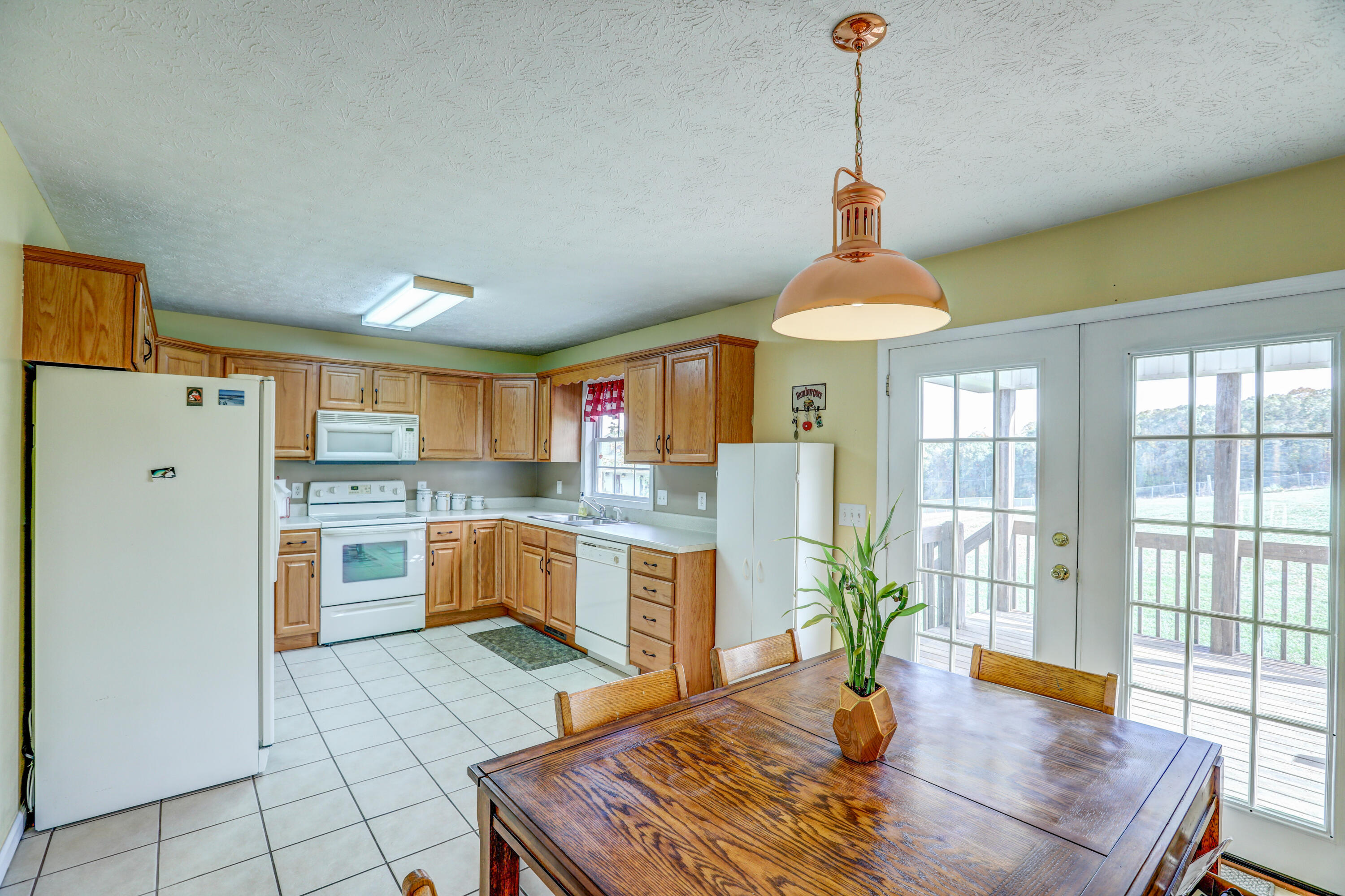 122 Eastern Star Road Jonesborough, TN 37659 - Photo 16 of 38 B42A2654_5_6_7_8