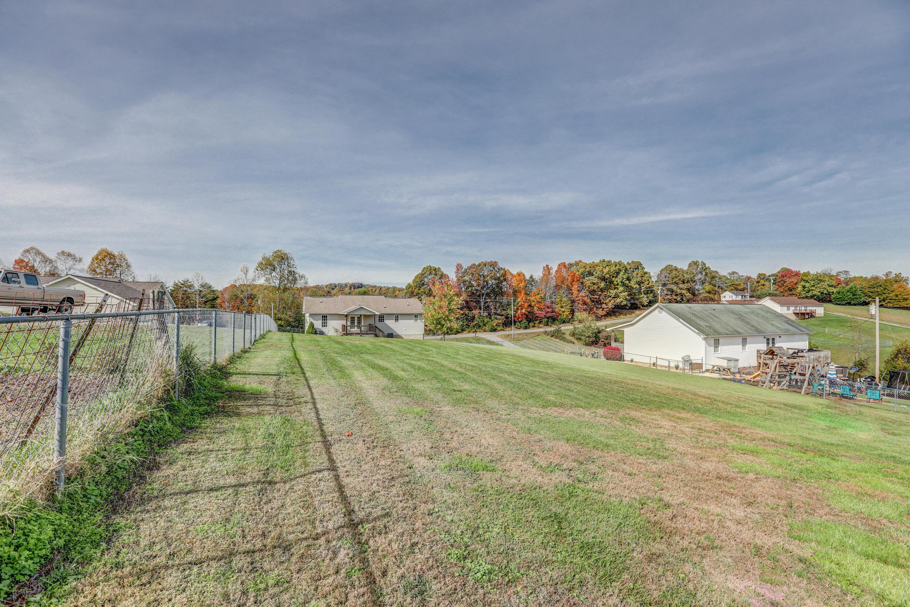 122 Eastern Star Road Jonesborough, TN 37659 - Photo 8 of 38 B42A2599_600_601_602_603