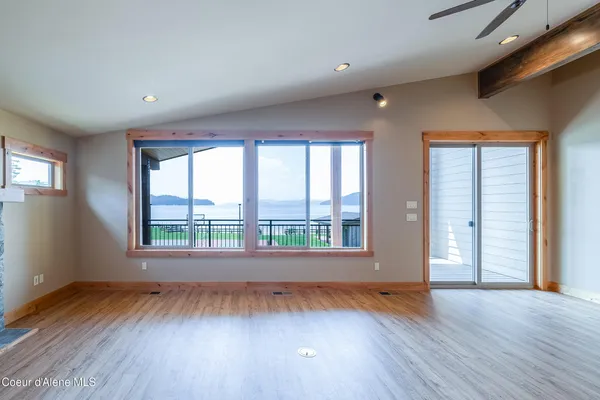 $1,698,000 | 52 Palouse Drive, Unit B10, Nordman, ID 83848
