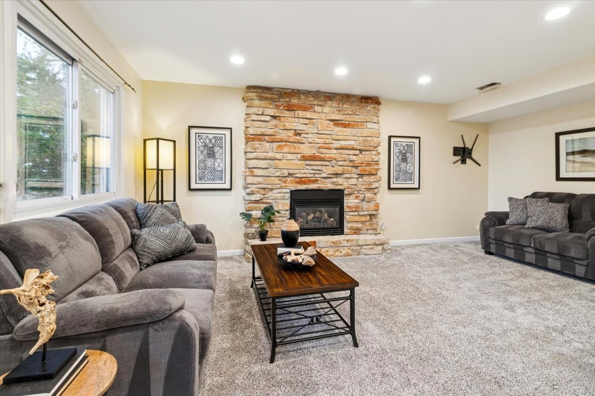 1332 Giese Road Batavia, IL 60510 - Photo 16 of 43