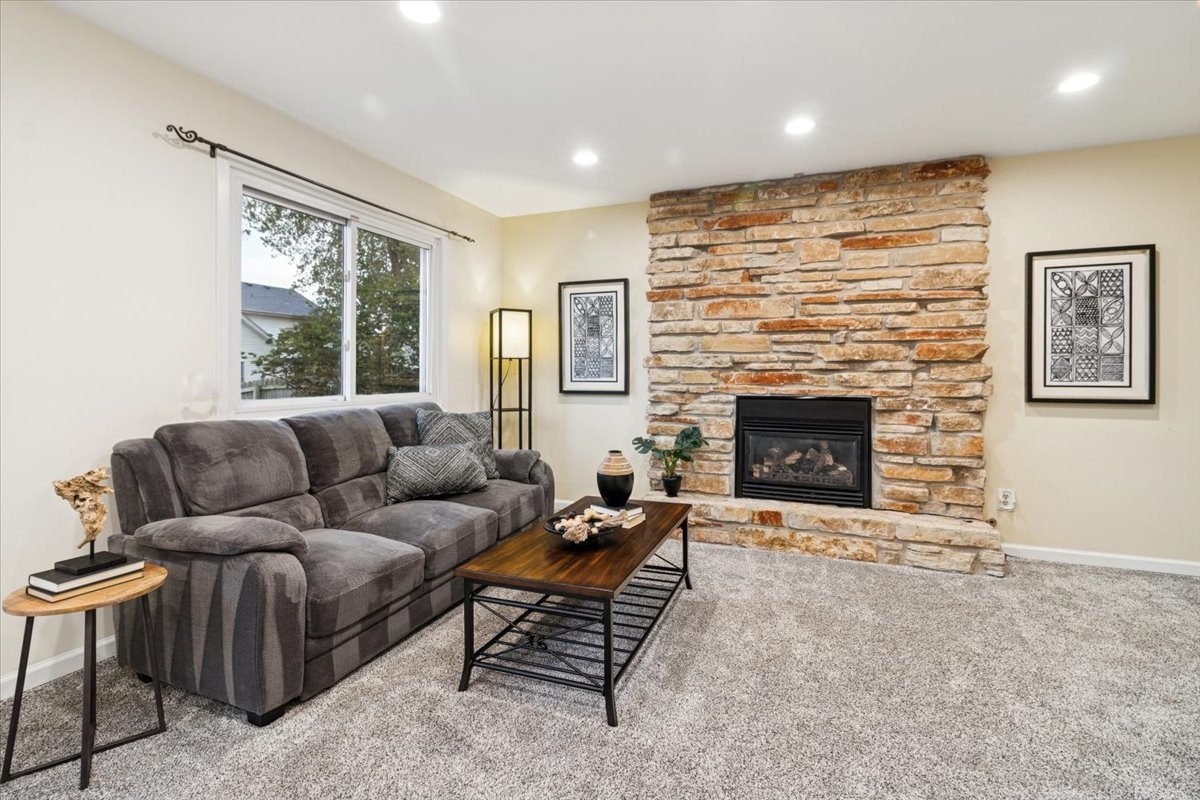 1332 Giese Road Batavia, IL 60510 - Photo 18 of 43