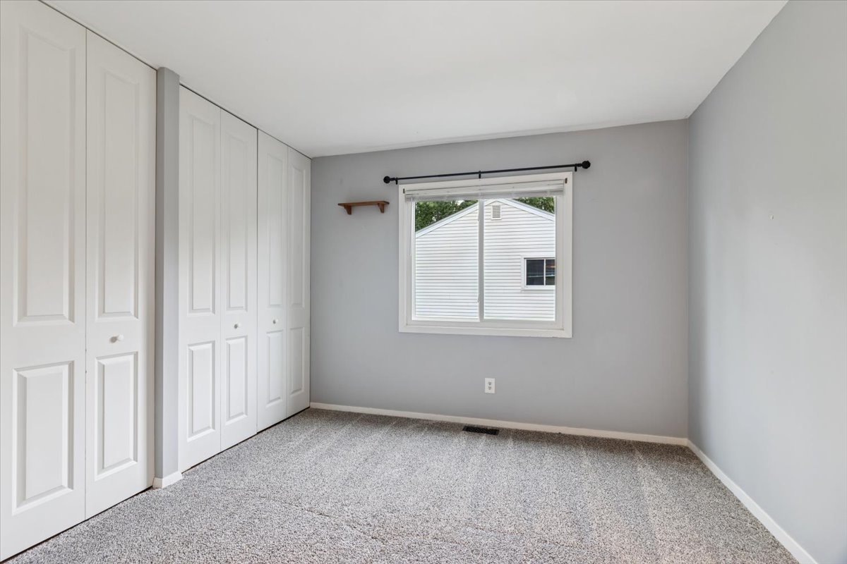 1332 Giese Road Batavia, IL 60510 - Photo 29 of 43