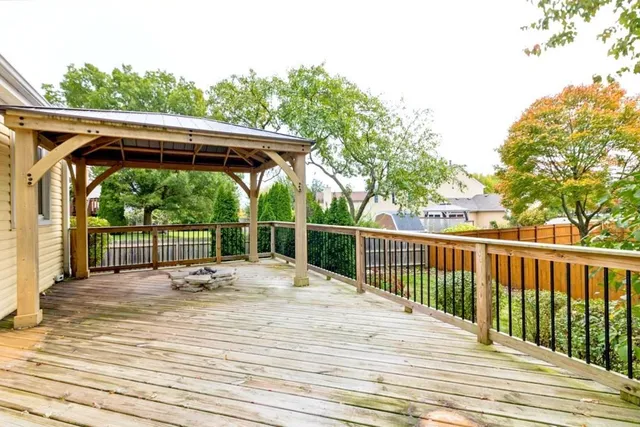 $440,000 | 1332 Giese Road, Batavia, IL 60510