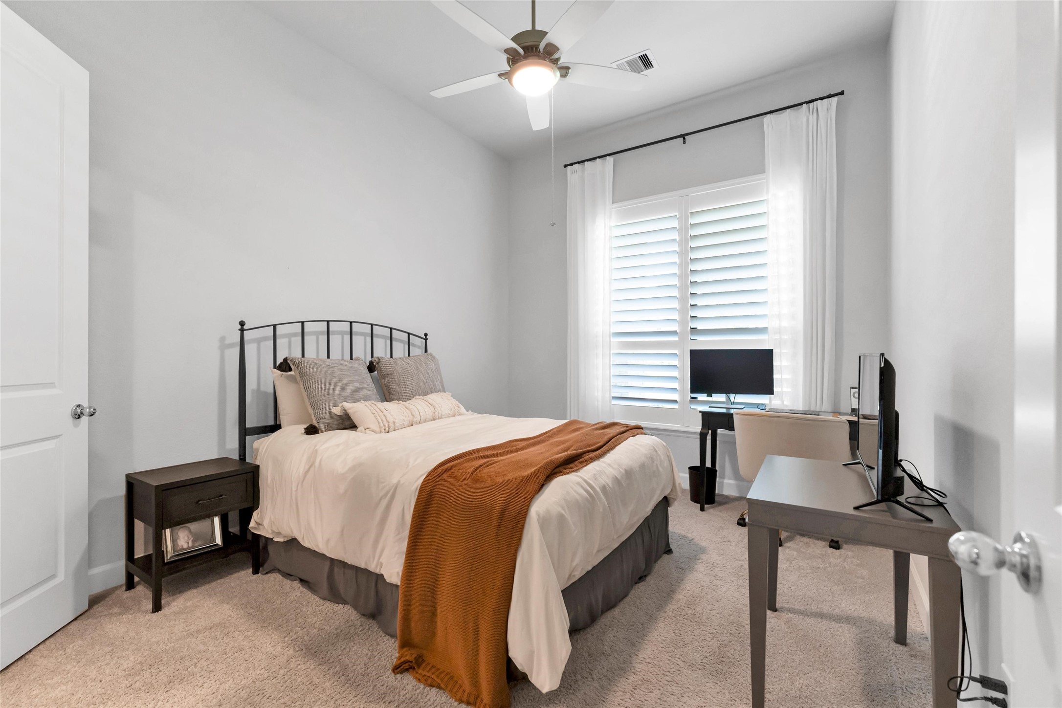 1027 Groveton Ridge Lane Pinehurst, TX 77362 - Photo 10 of 50 Secondary bedroom #2
