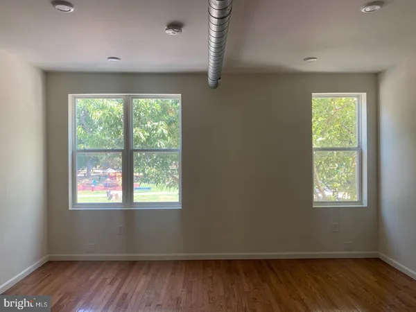 $1,350 | 434 South 52nd Street, Unit 3R, Philadelphia, PA 19143