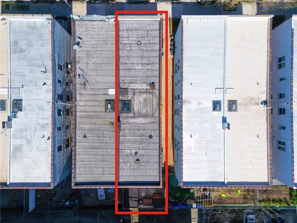 $2,250,000 | 2222 63rd Street | Mapleton