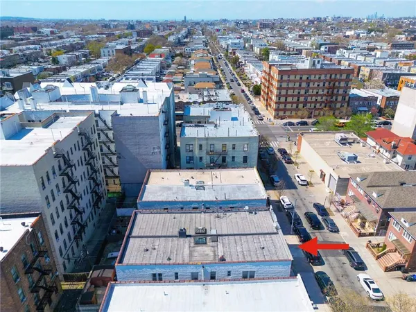 $2,250,000 | 2222 63rd Street | Mapleton