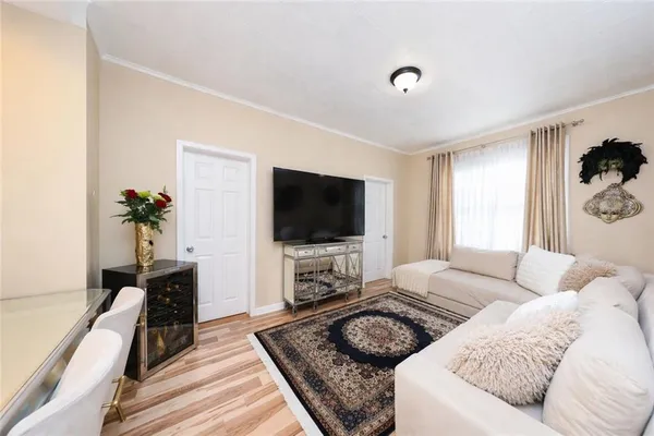 $2,250,000 | 2222 63rd Street | Mapleton