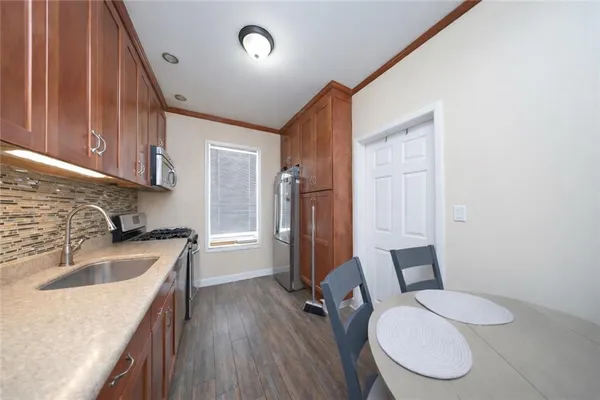 $2,250,000 | 2222 63rd Street | Mapleton