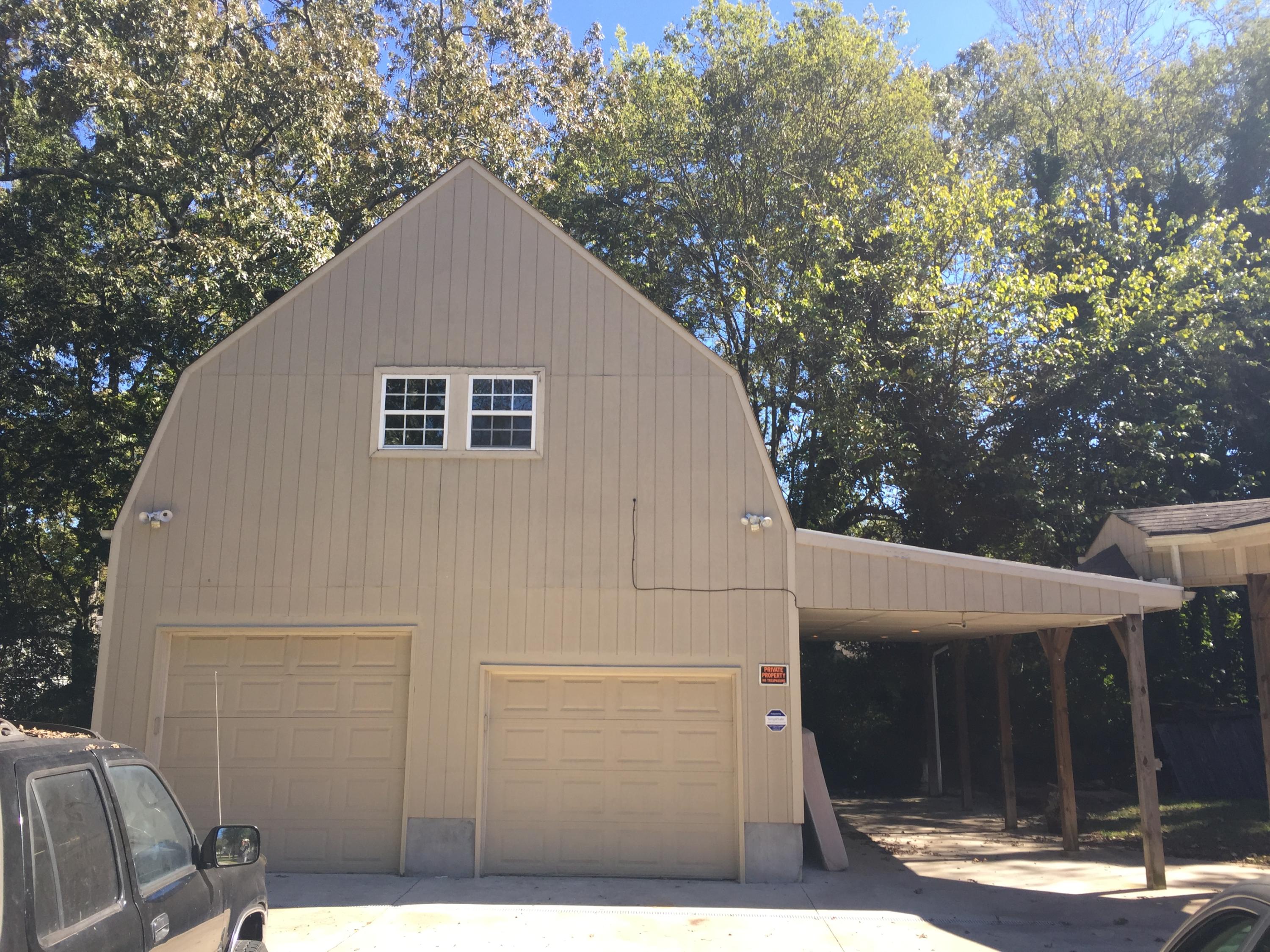 112 South Moore Road Chattanooga, TN 37411 - Photo 2 of 25 2 Story Garage