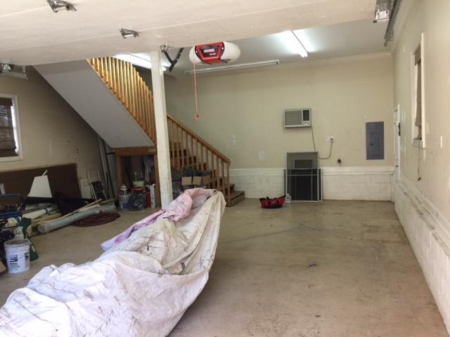 112 South Moore Road Chattanooga, TN 37411 - Photo 22 of 25 BOTTOM LEVEL OF GARAGE VIEW 1