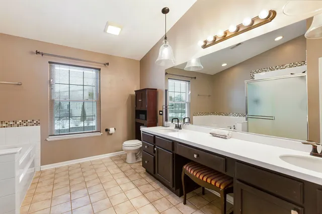 $493,000 | 658 Silver Leaf Lane, Round Lake, IL 60073