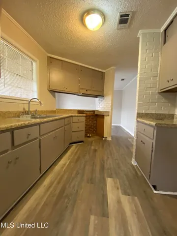 $159,000 | 4316 Knowlcrest Drive, Moss Point, MS 39562