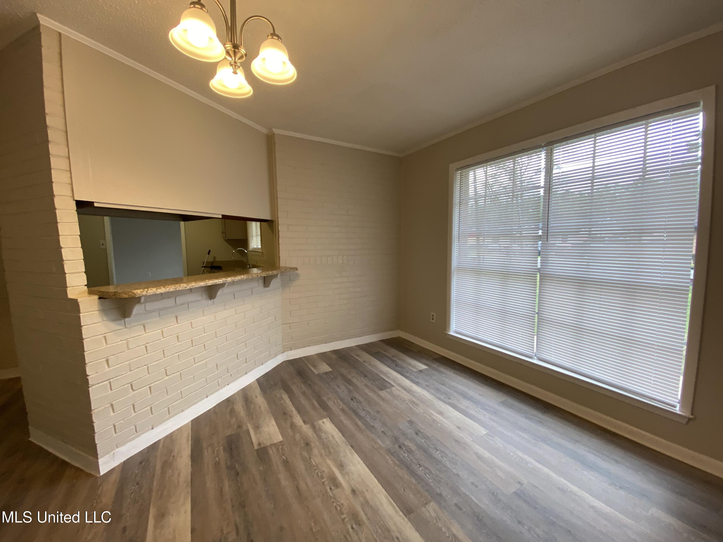 4316 Knowlcrest Drive Moss Point, MS 39562 - Photo 9 of 26 IMG_1722