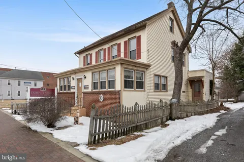 $298,000 | 24 West Broad Street, Paulsboro, NJ 08066