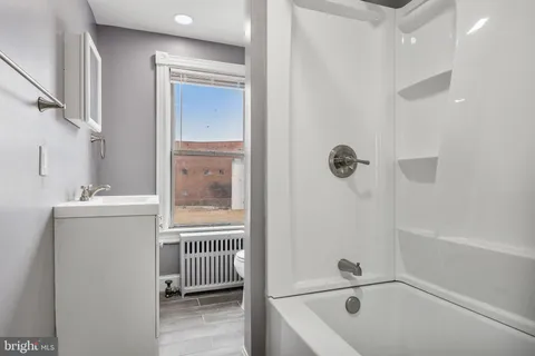 $298,000 | 24 West Broad Street, Paulsboro, NJ 08066