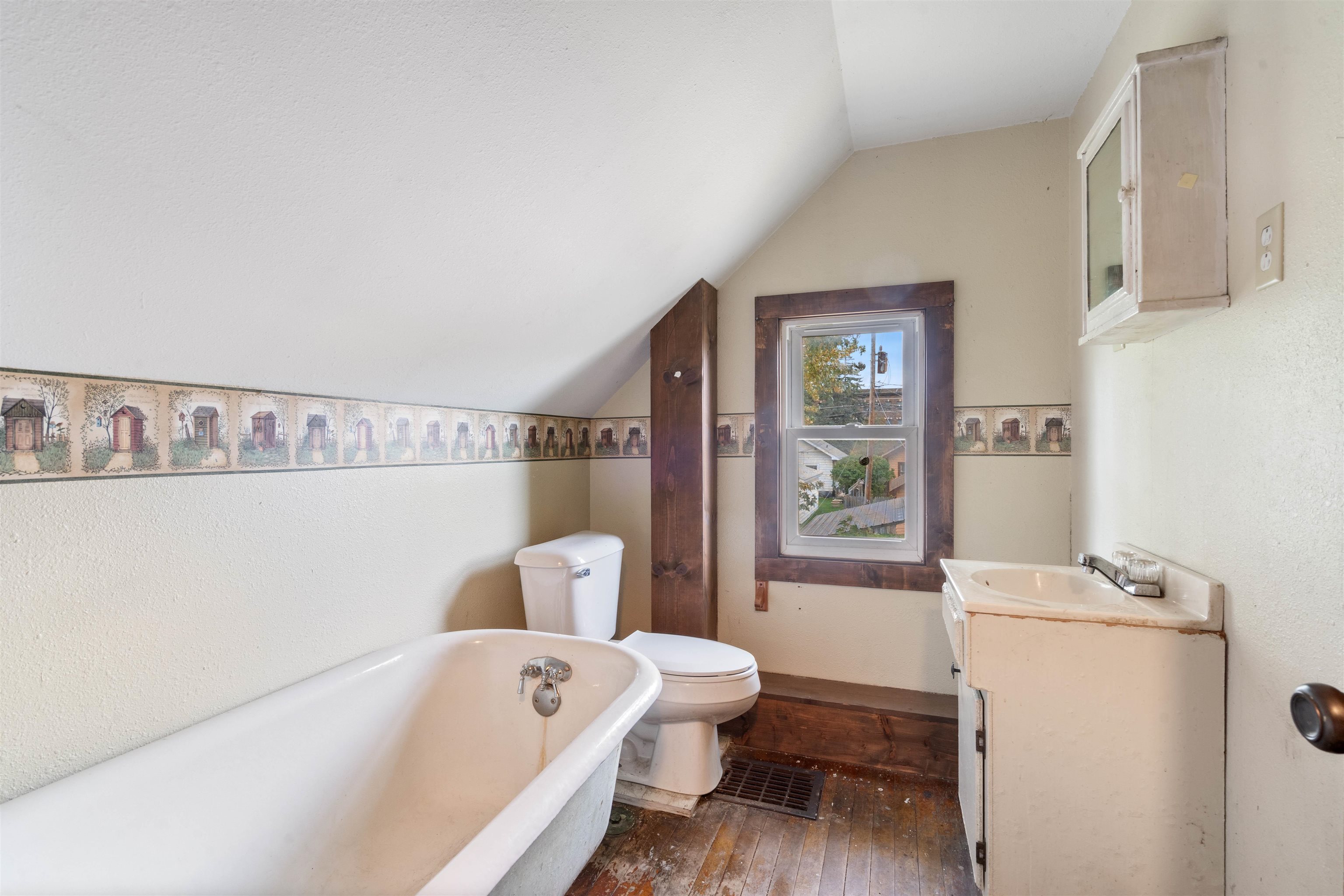 1114 Grand Avenue Superior, WI 54880 - Photo 14 of 28