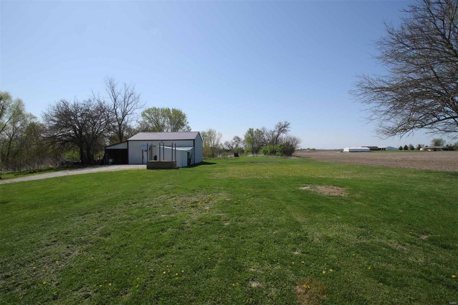 5362 Moro Road Moro, IL 62067 - Photo 33 of 42