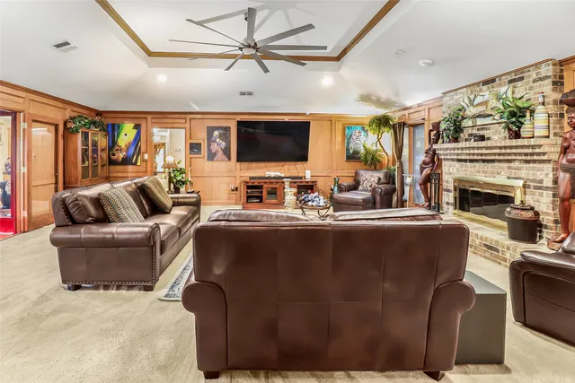 $839,000 | 11427 Brandy Lane, Houston, TX 77044