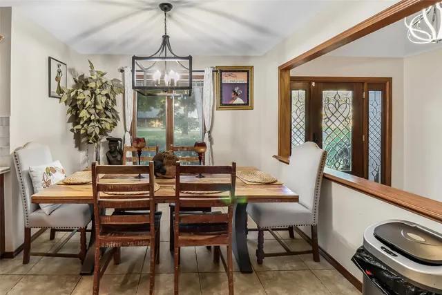 $839,000 | 11427 Brandy Lane, Houston, TX 77044