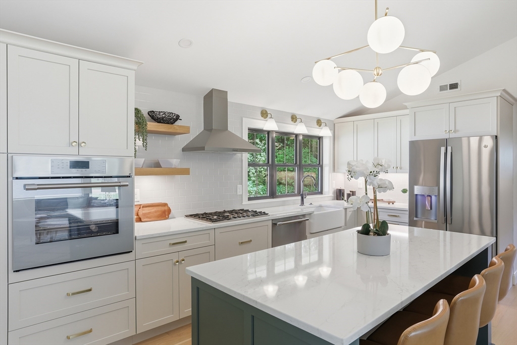 14 Temi Road Chelmsford, MA 01824 - Photo 13 of 40