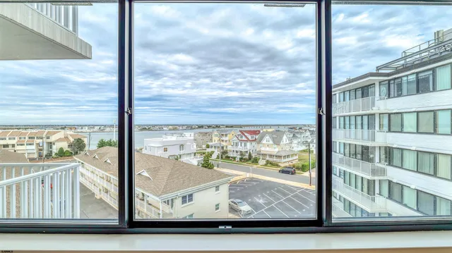 $725,000 | 111 South 16th Avenue, Unit 610, Longport, NJ 08403
