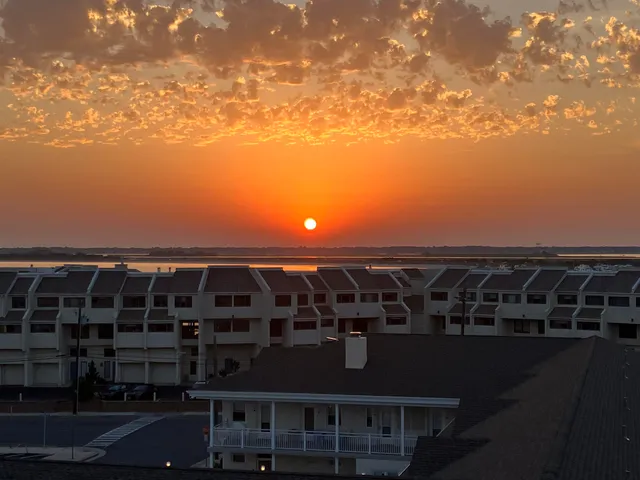 $725,000 | 111 South 16th Avenue, Unit 610, Longport, NJ 08403