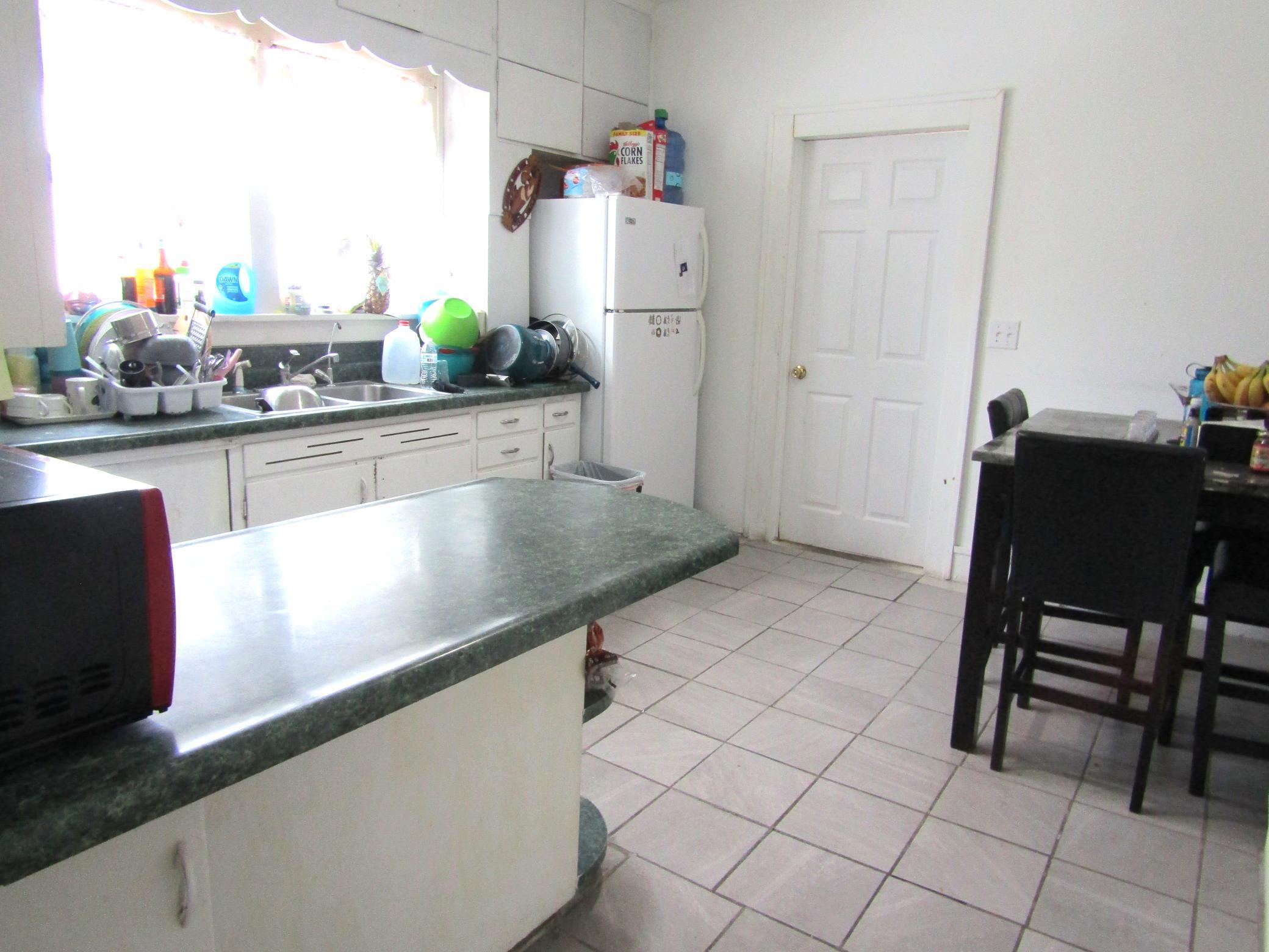 111 Coleman Avenue Montevideo, MN 56265 - Photo 5 of 25