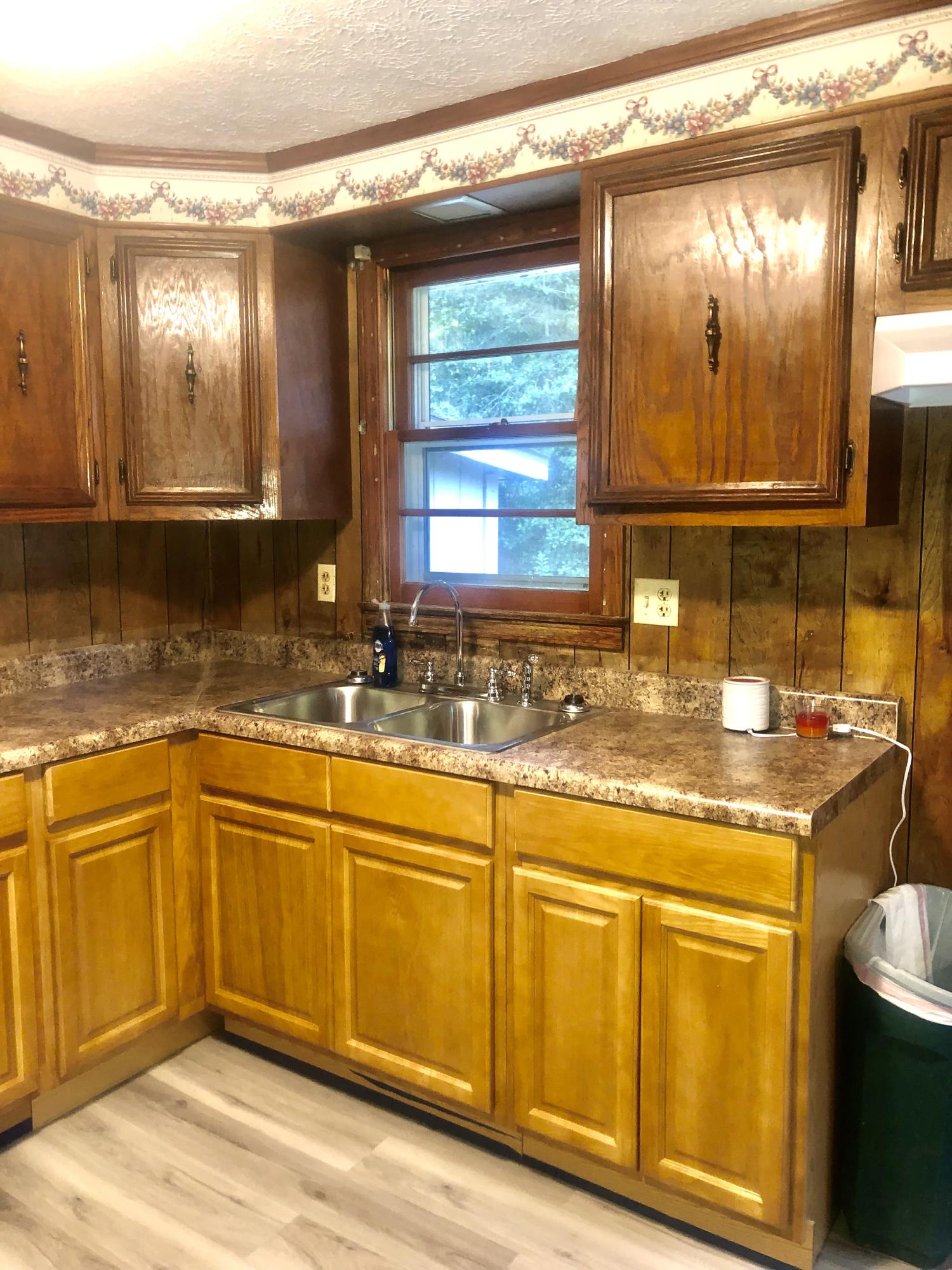 12111 Retford Road Coeburn, VA 24230 - Photo 10 of 39 2303CCC4-B35B-48E6-A28A-918538D82A09