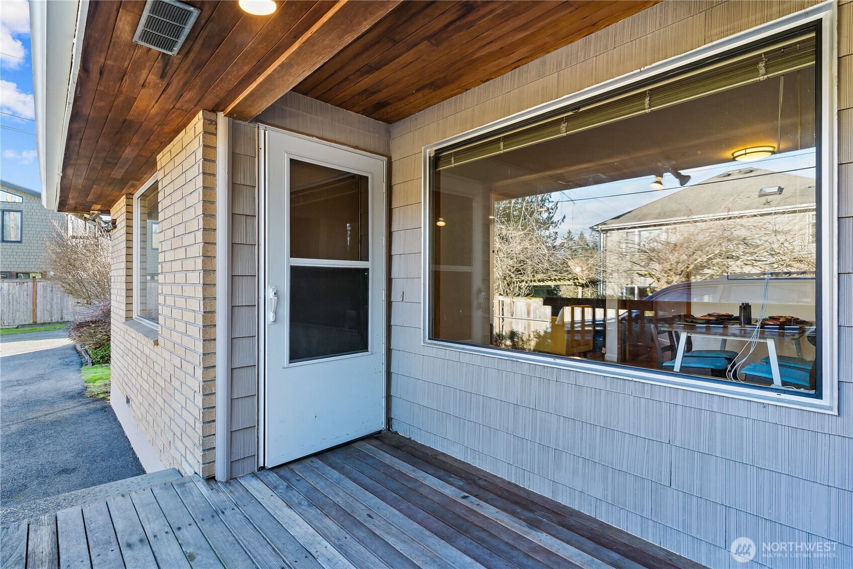 22010 Brier Road Brier, WA 98036 - Photo 2 of 26